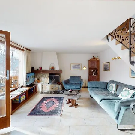 Abitaziun Merla - Chamues-ch * לה פונט-שמוס-סאז'