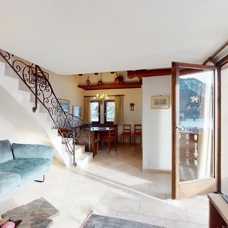 Abitaziun Merla - Chamues-ch *